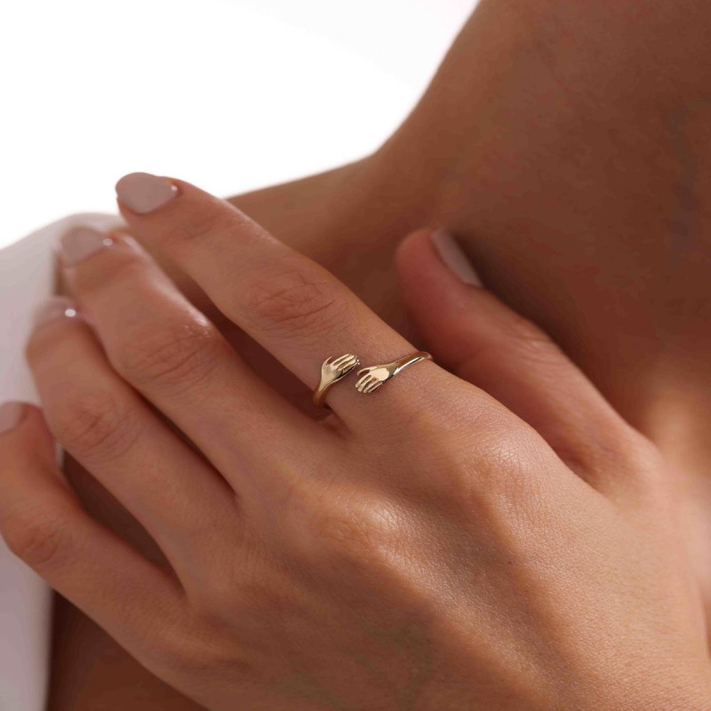 Gold Hugging Ring 4