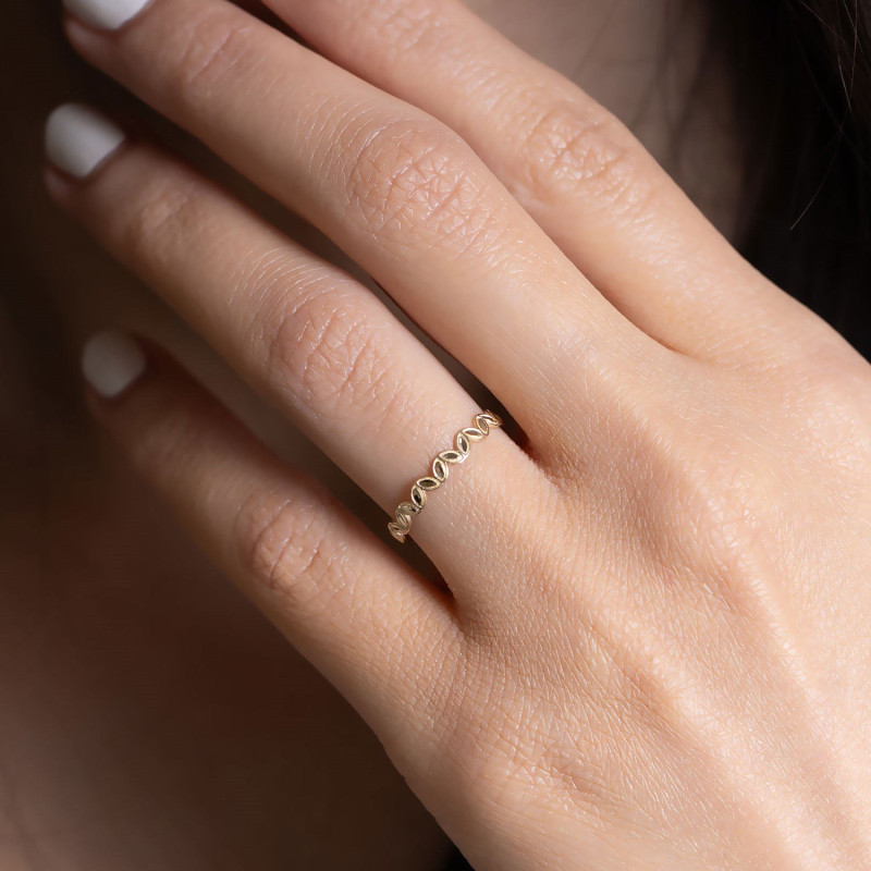 9K Gold Leaf Ring 3