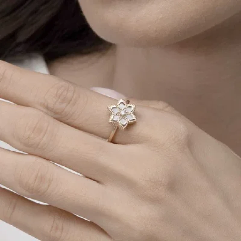 9K Gold Stella D'oro Ring 8