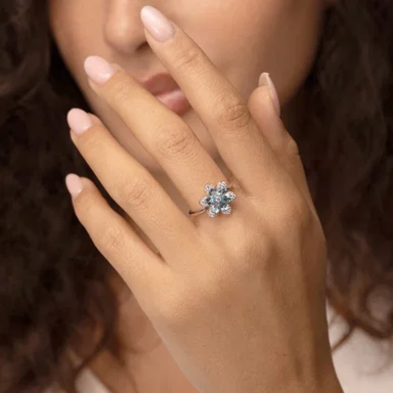 9K Gold Ananya Diwali Diamond Ring 6