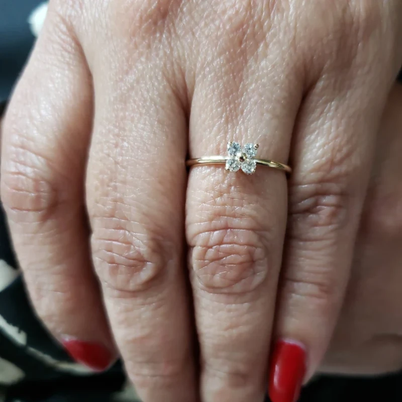 9K Four Solitaire Diamond Ring 12