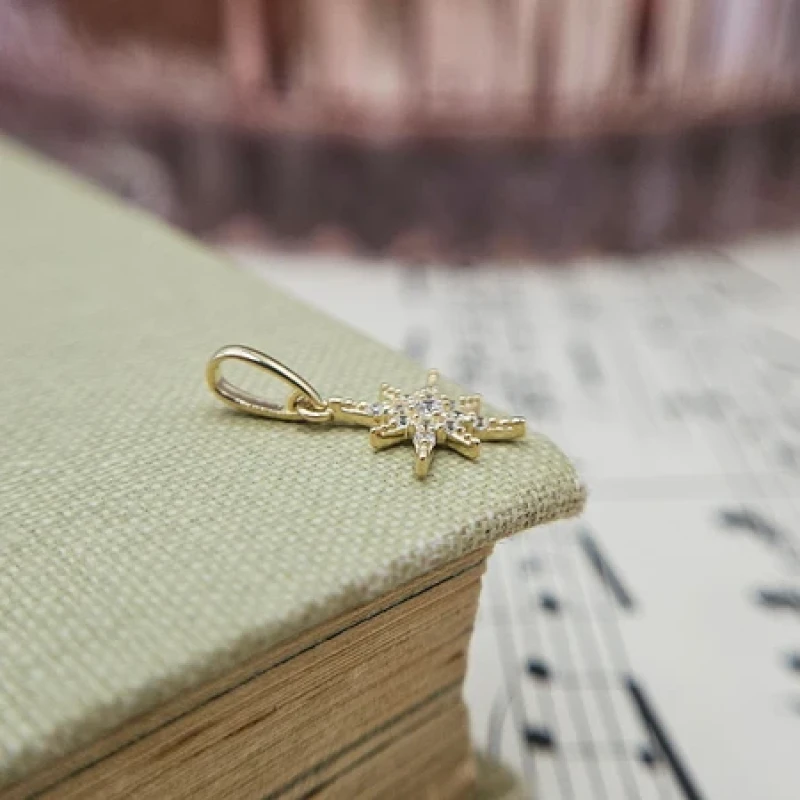 9K Gold Sparkling North Star Charm 4