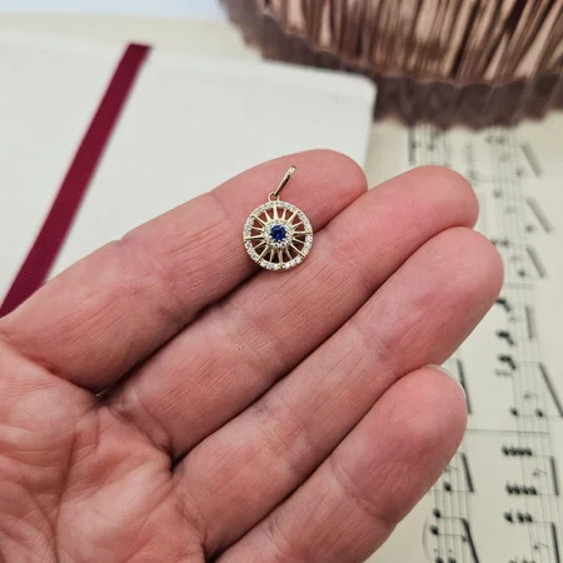 9K Small Sunburst Pendant 11
