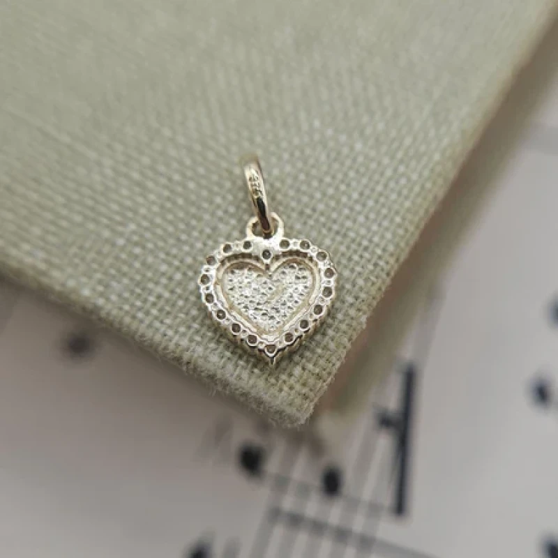 9K Gold Halo Heart Pendant 7