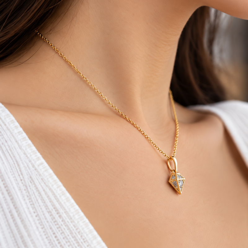 9K Diamond-Shaped Pendant 5