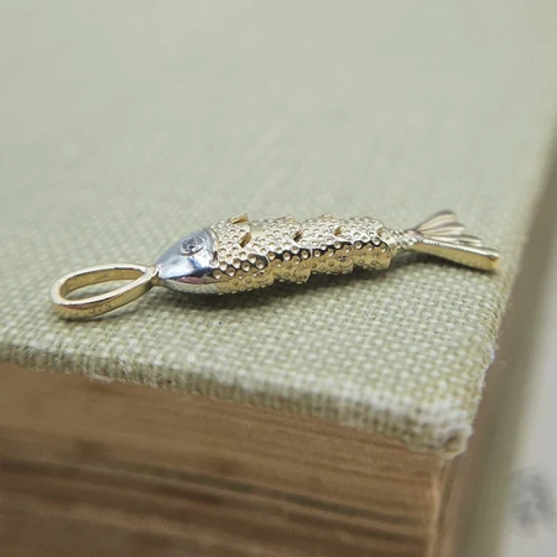9K Gold Fish Charm Pendant 9