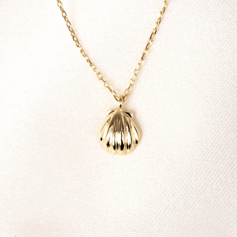 9K Gold Oyster Shell Pendant 5
