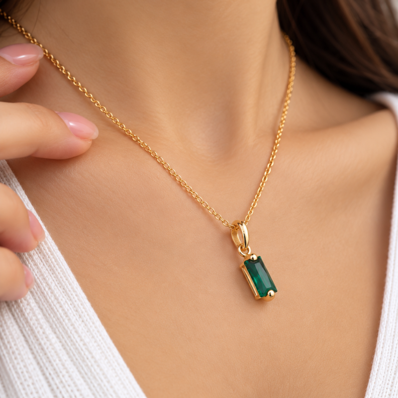 9K Gold Green Baguette Charm 2