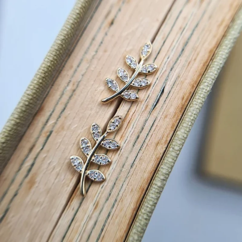 9K Gold Olive Branch Earrings 7