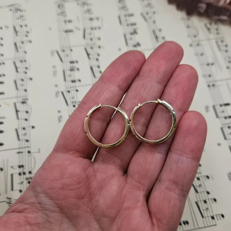 9K Vintage Gold Greek Hoop Earrings 6