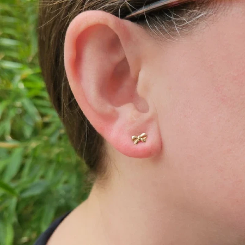 9K Gold Bow Stud Earrings 7