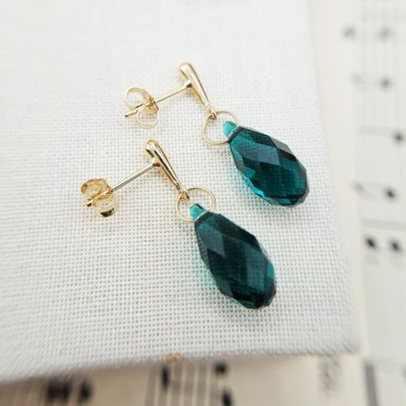 9K Gold Green Crystal Teardrop Earrings 6