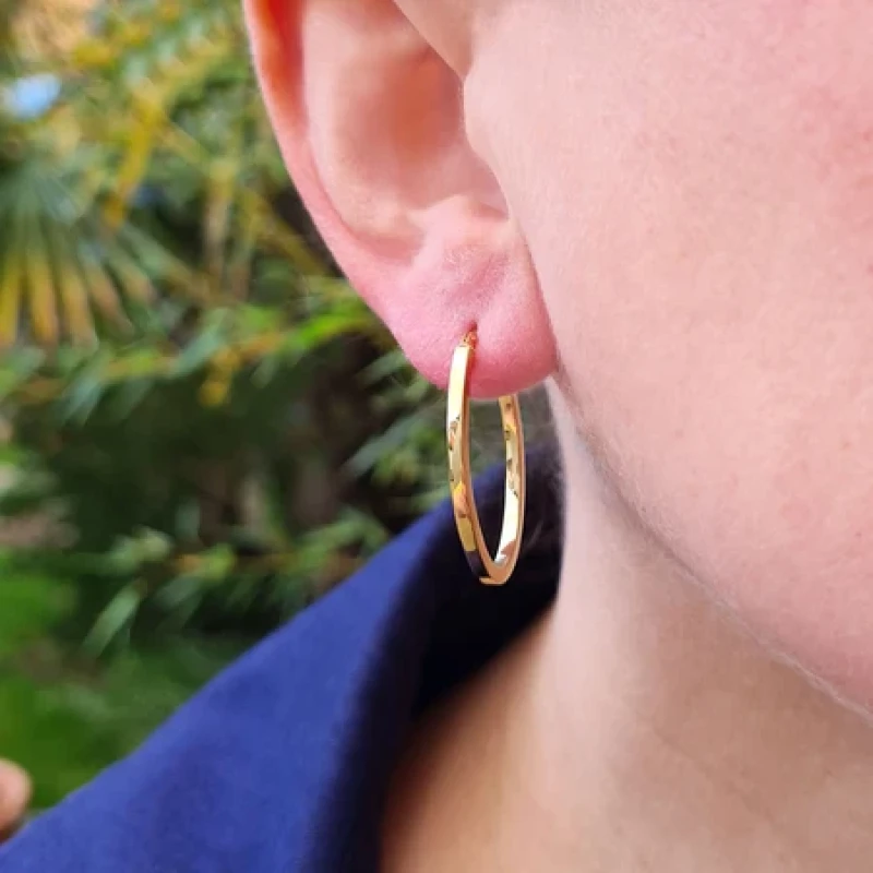 9K Gold 3cm Oval Hoop Earrings 9