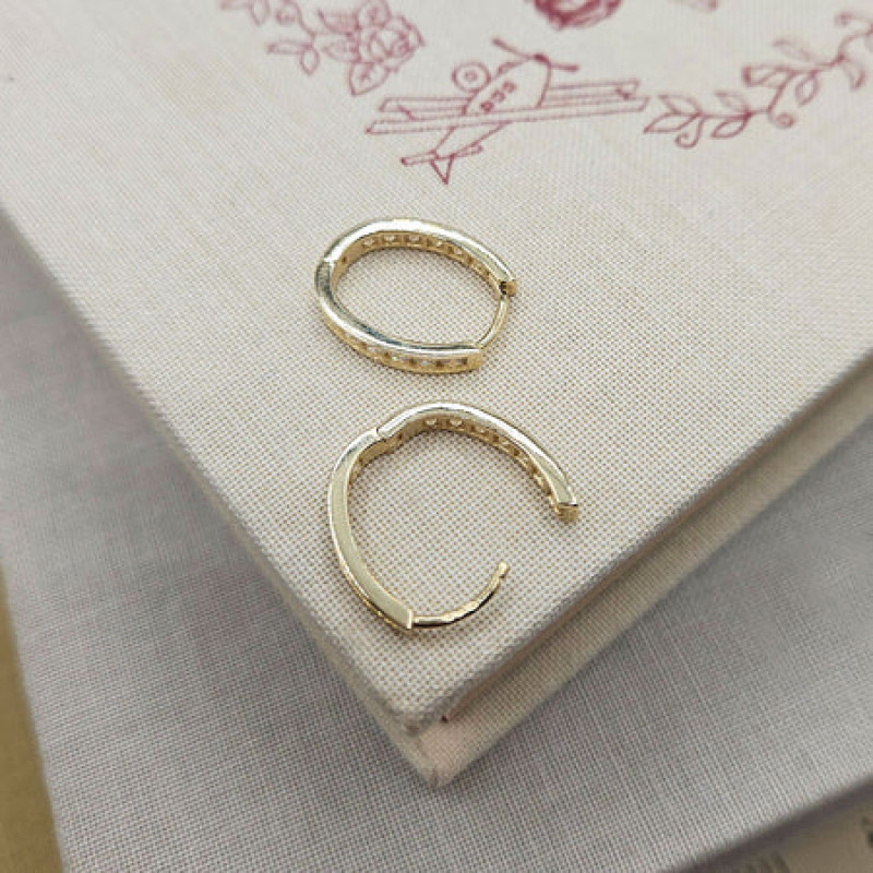 9K Gold Oval Huggie Earrings 7
