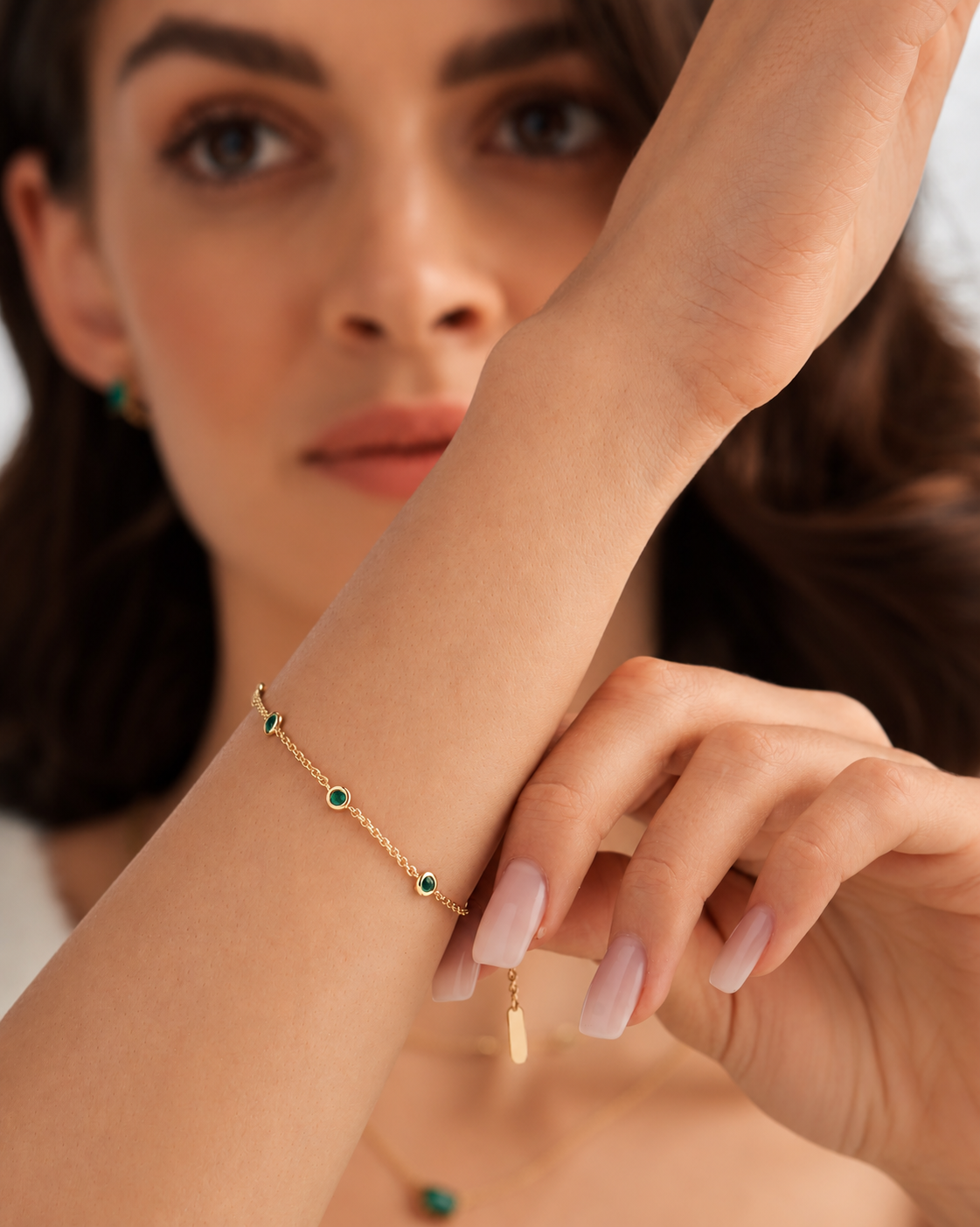 9K Gold Emerald By The Yard Bracelet 3