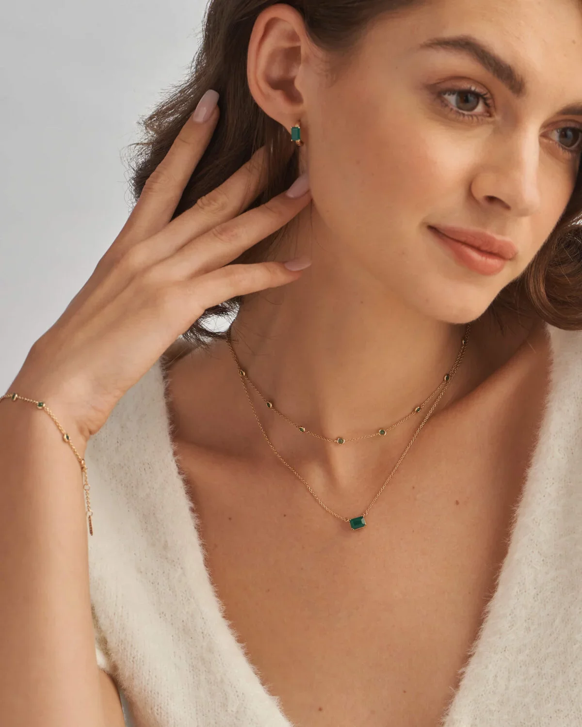 9K Gold Emerald By The Yard Bracelet 5