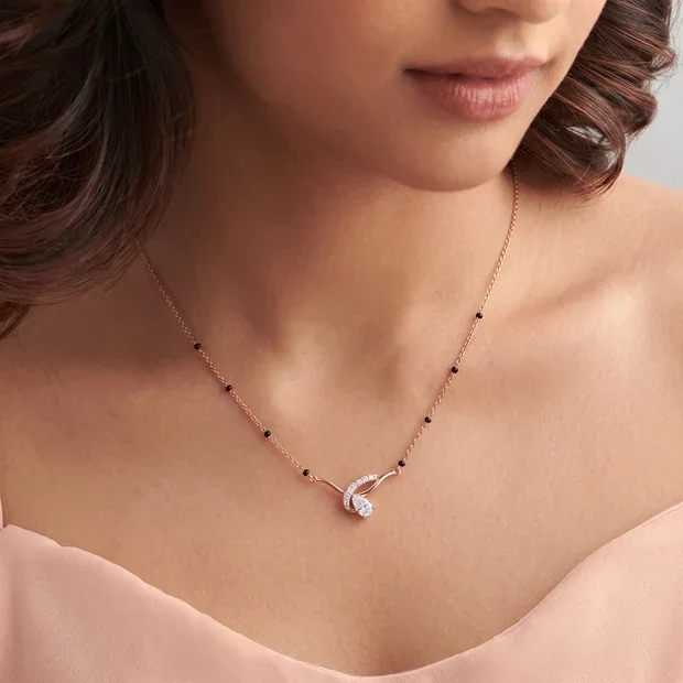 9KT Gold Interlocking Pear Diamond Mangalsutra 4