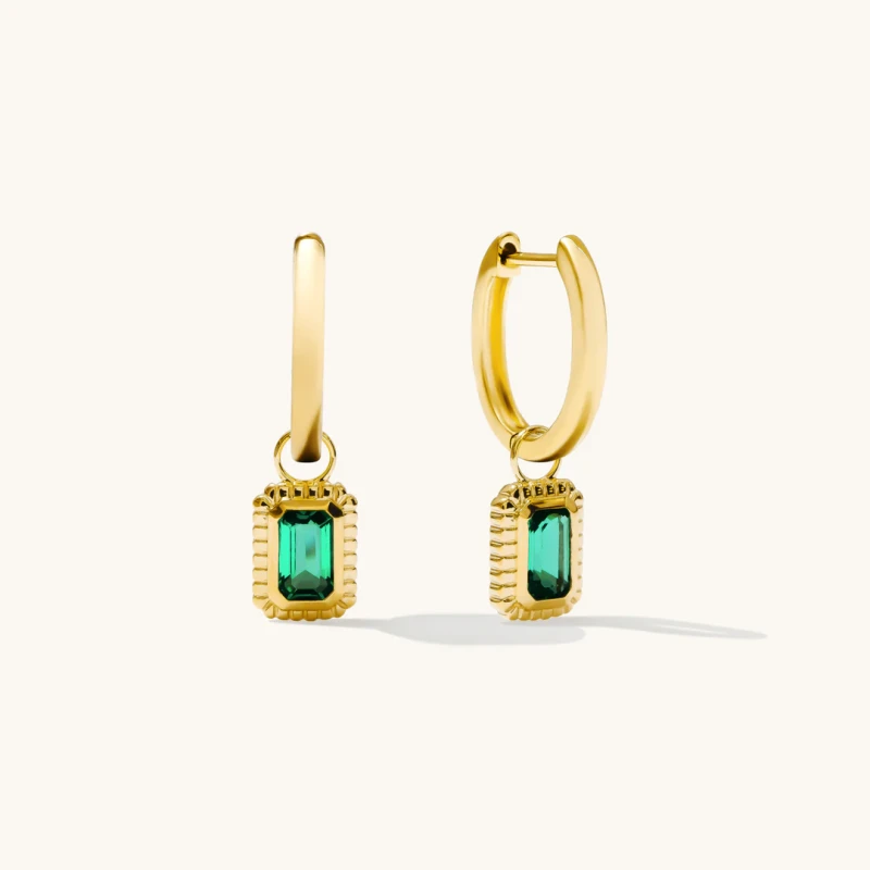 Ribbed Emerald Hoop Earrings