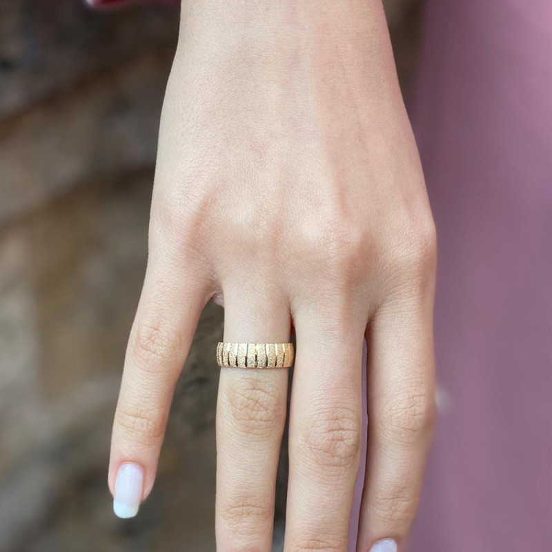 9K Gold Striped Glittery Band 3