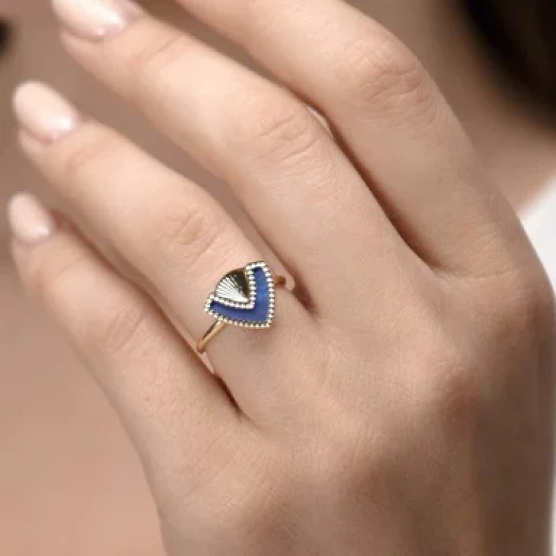 9K Gold Cairo Mother Of Pearl Ring 1