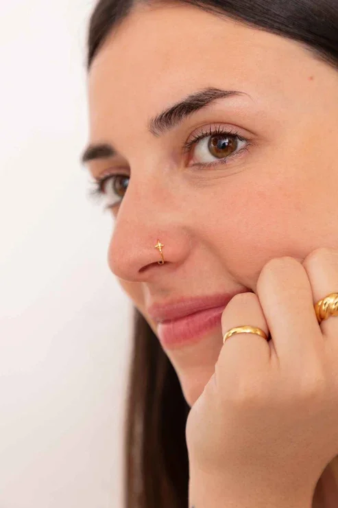 9KT Gold KEMATE Floral Nose Ring 1